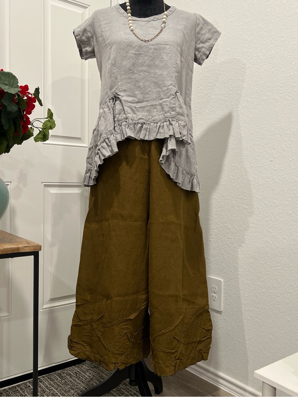Effortless Wide-Leg Linen Blend Pants in Olive Sz S Krista Larson style